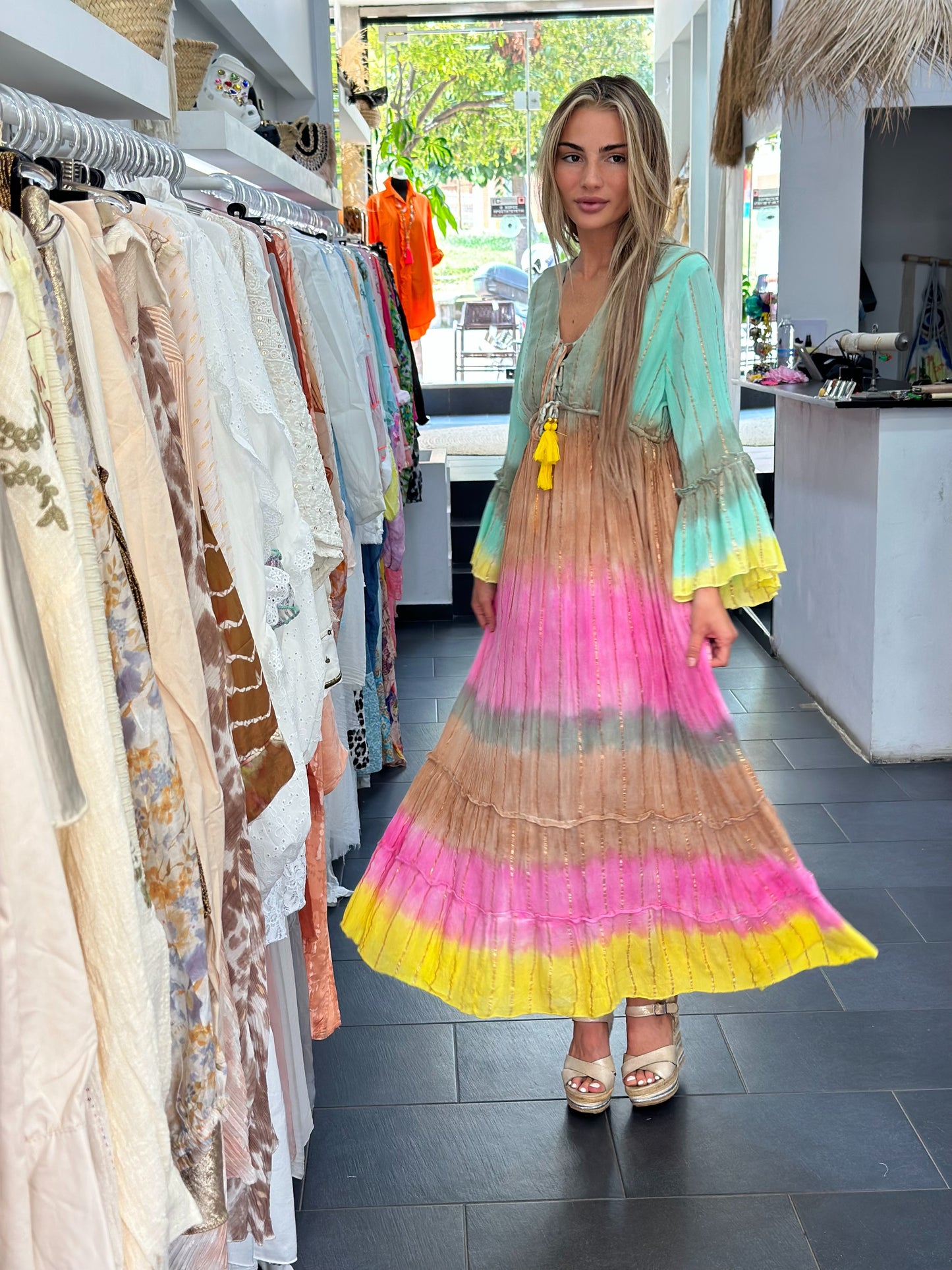 wonderland dress 2