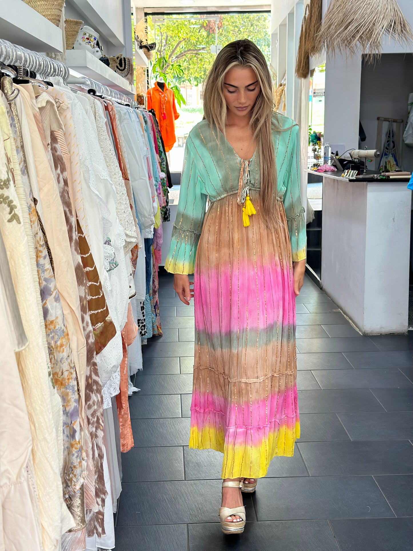 wonderland dress 2