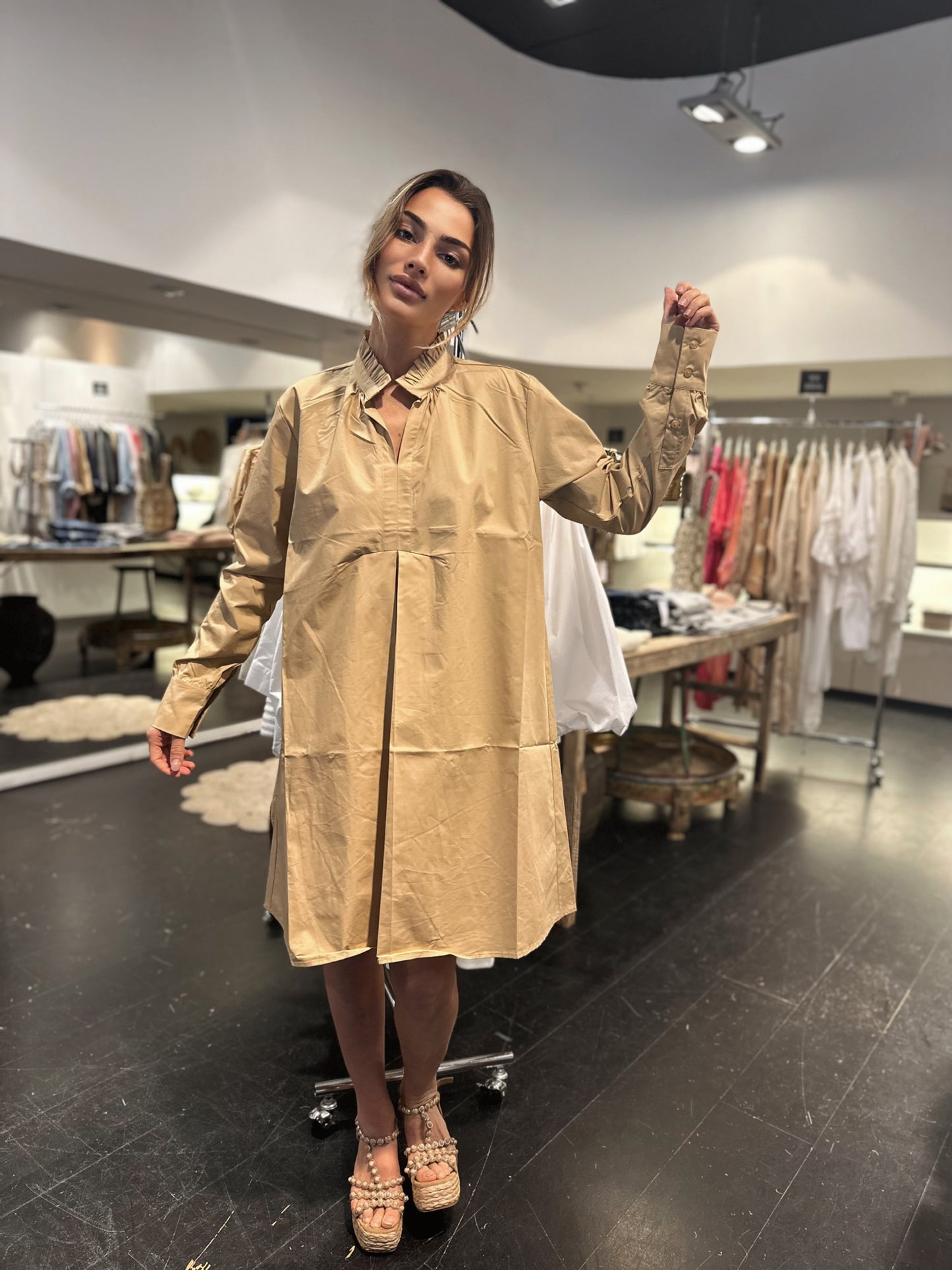 AMANDA DRESS